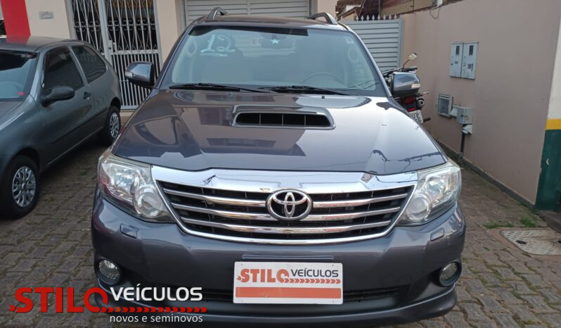 HILUX SW4 full