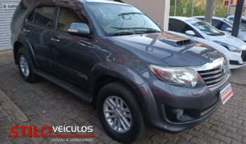 HILUX SW4 full