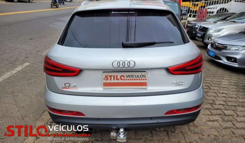 AUDI Q3 full